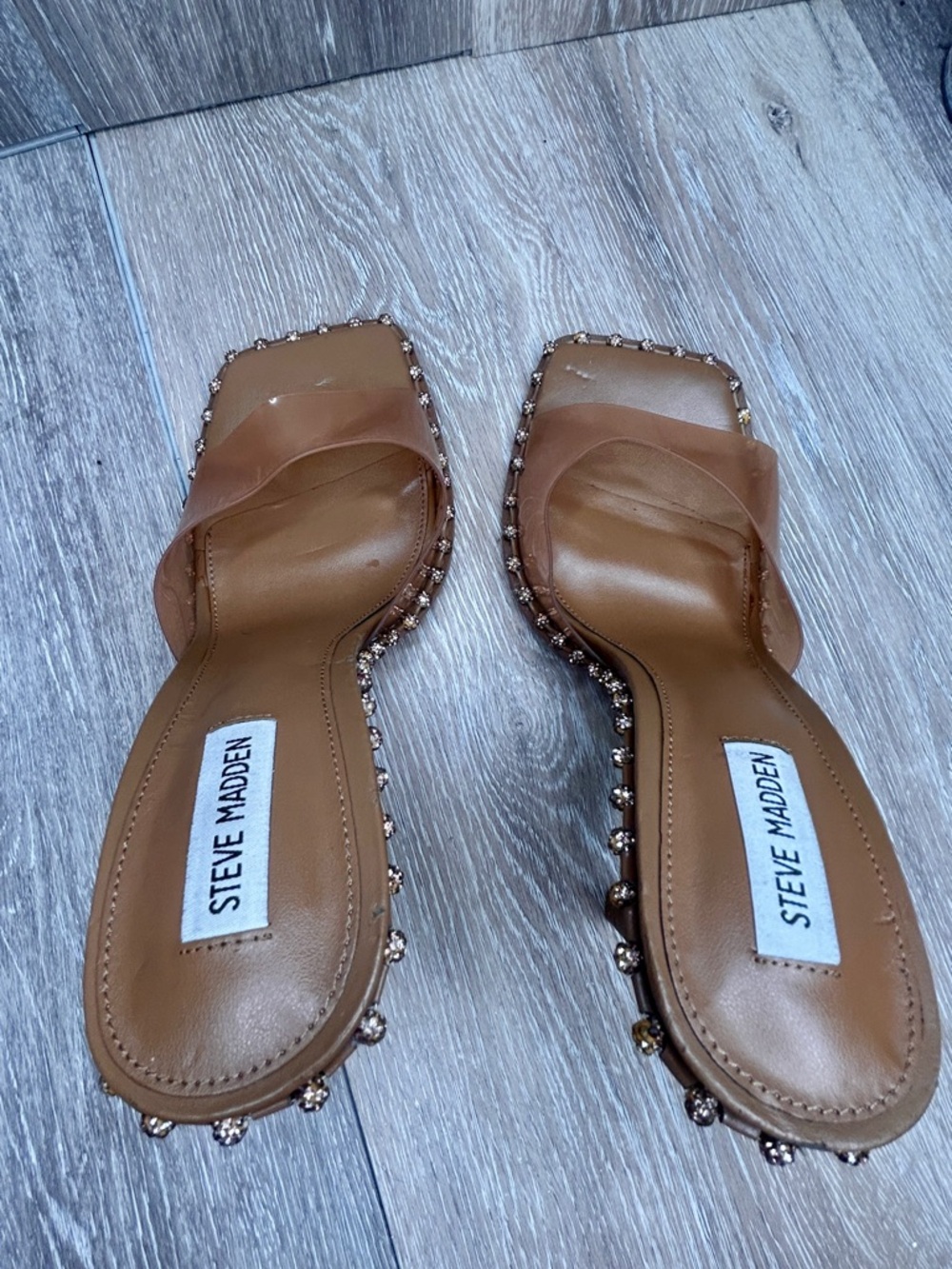 Steve Madden Clear Strap Studded Heels – Nude Tan – Size 11M - Picture 2 of 10